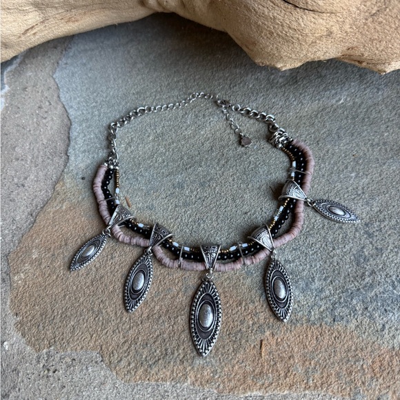 New🌟Free People-Elegant Silver and Black Choker Necklace - Picture 2 of 2